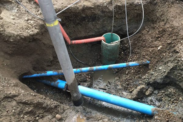 Hydro-vac to expose underground water